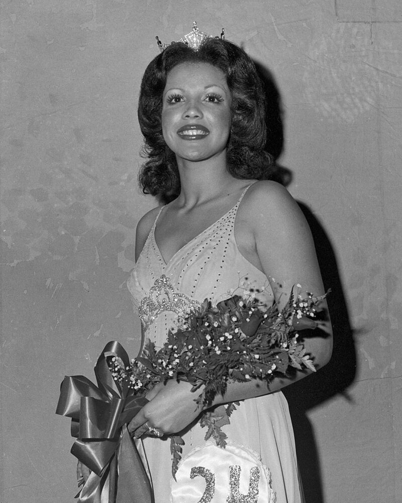Zina Curlee